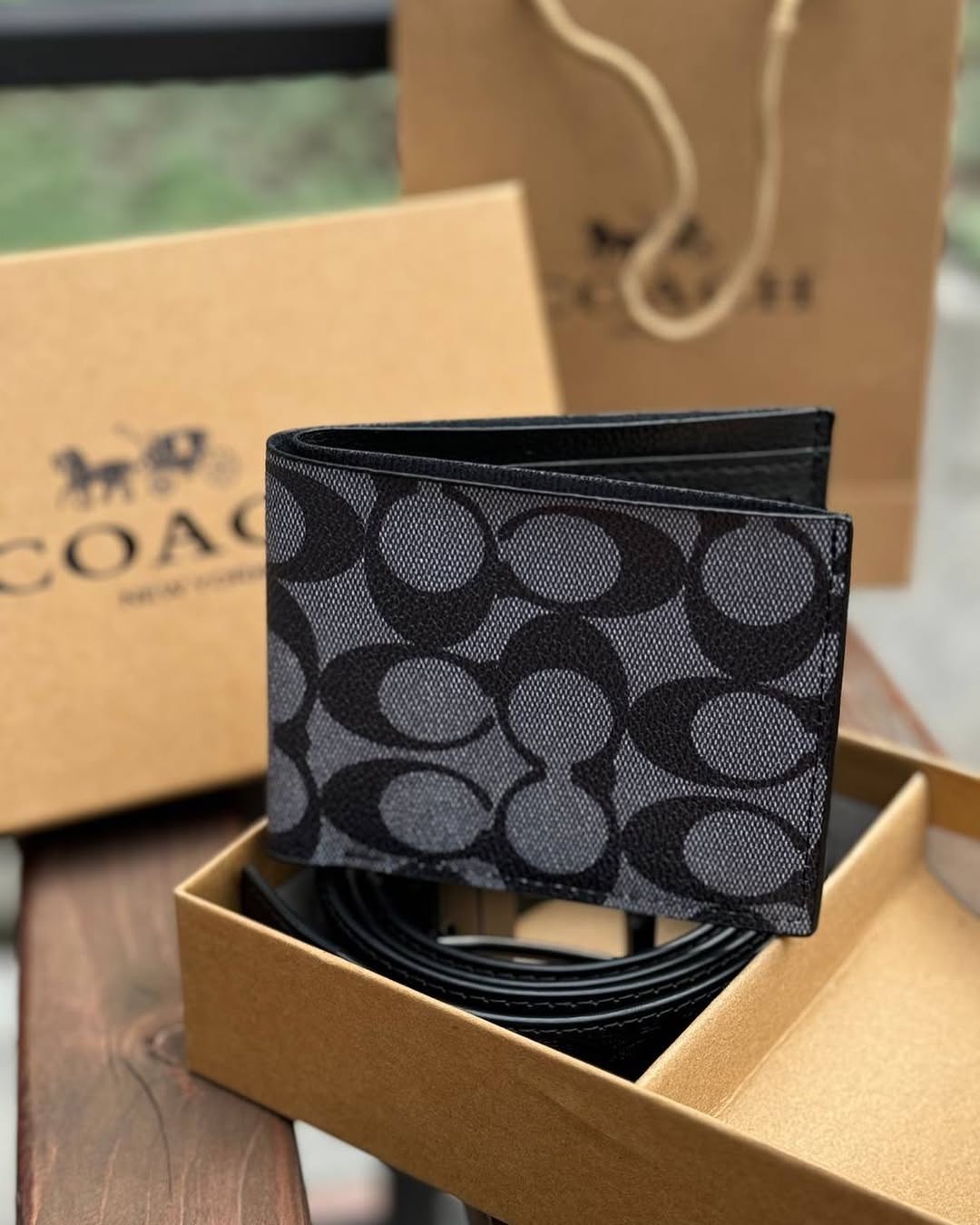 Black patterned wallet