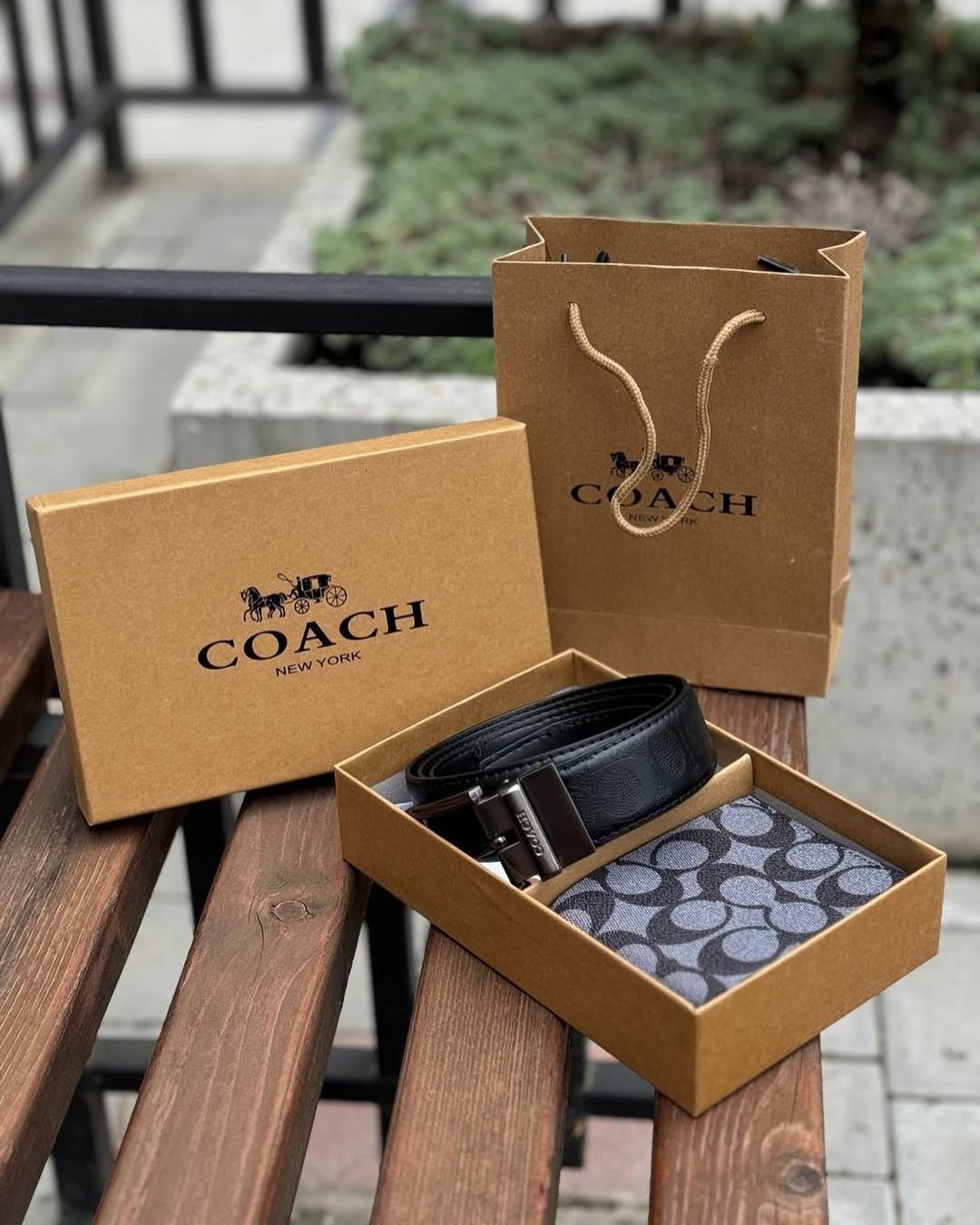Coach packaging