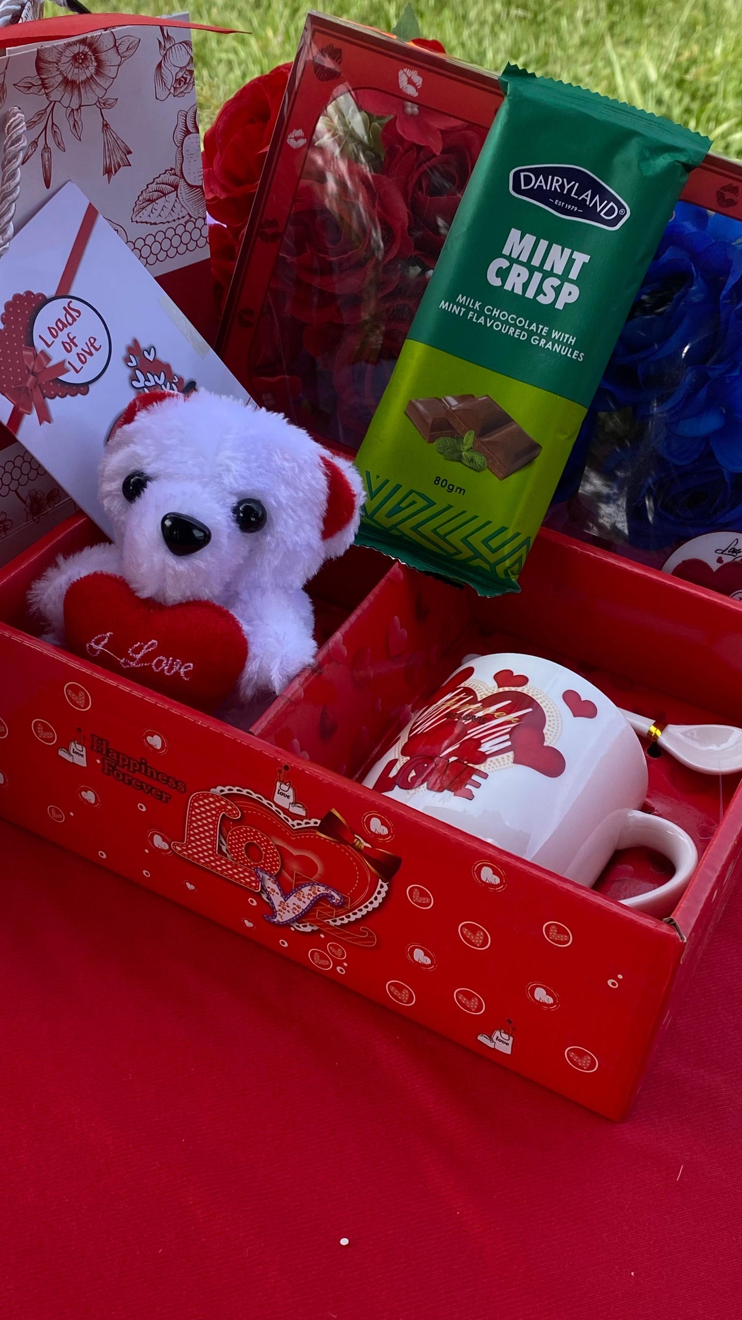 Gift basket with mug